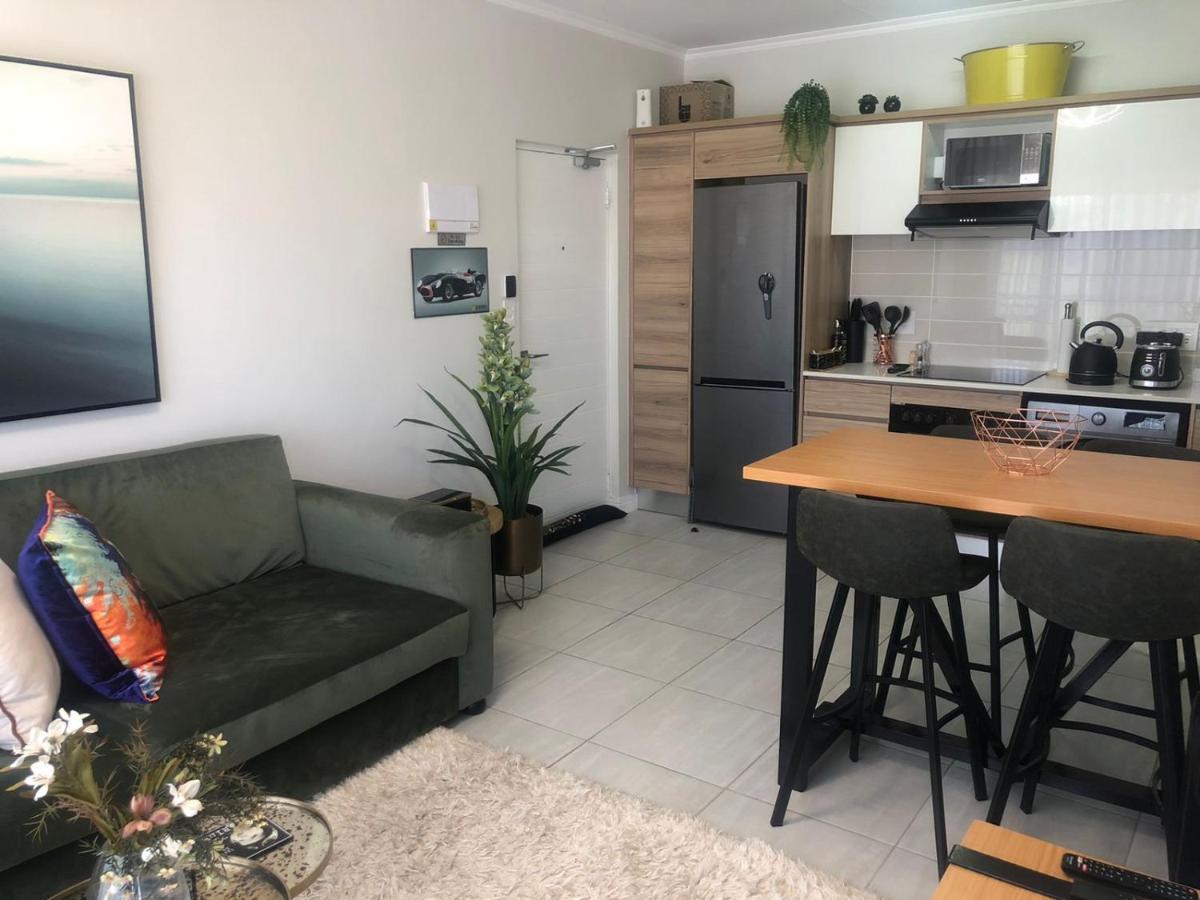 Luxurious Waterfall 1 Bedroom Condo With Free Uncapped Wifi Midrand Eksteriør bilde