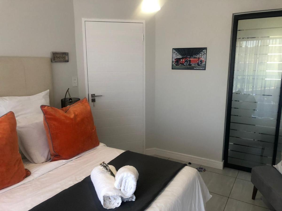 Luxurious Waterfall 1 Bedroom Condo With Free Uncapped Wifi Midrand Eksteriør bilde