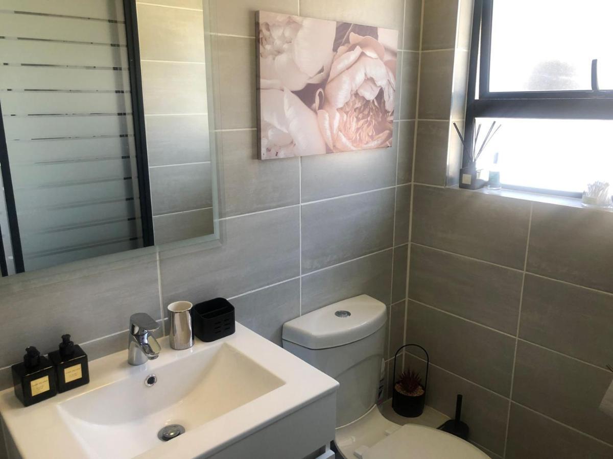 Luxurious Waterfall 1 Bedroom Condo With Free Uncapped Wifi Midrand Eksteriør bilde